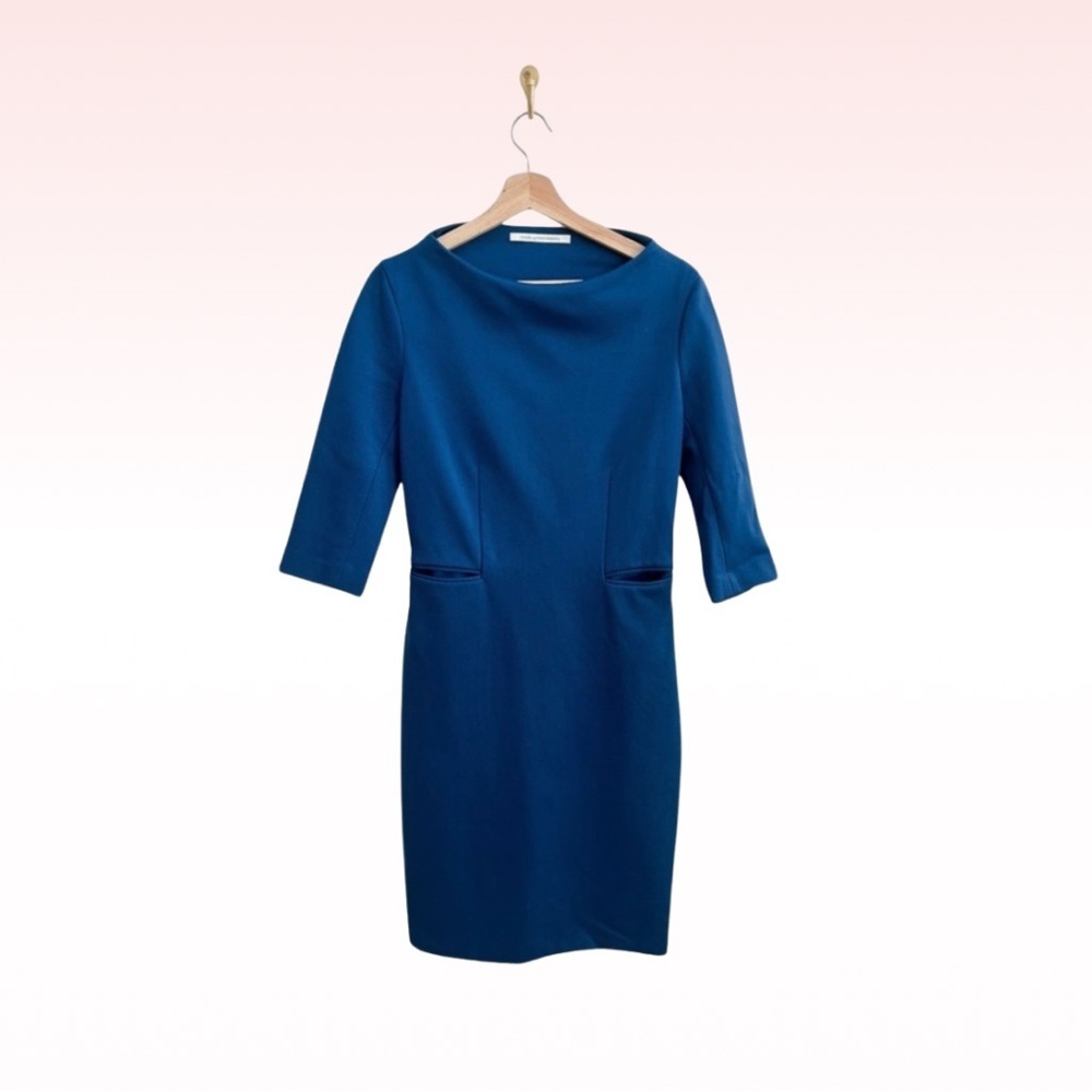 DIANE VON FURSTENBURG Blue Bateau Neckline Knee Length Dress (Sz M)